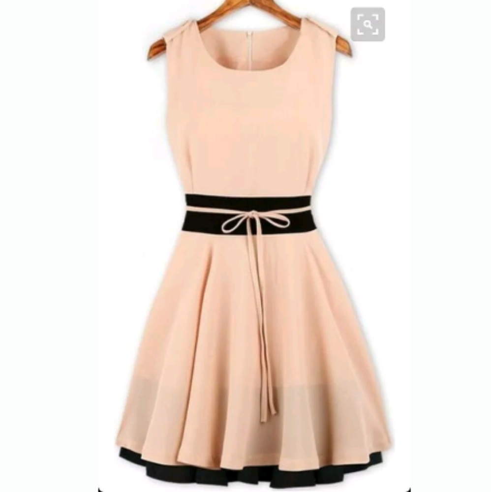 NWT Women Peach Orange and Black Cute Summer Dress